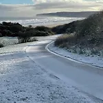 Holiday home Lens Lookout - Seaview And Balcony - Part Of The The Bay Village With Pool, Gym And Direct Access, Pub, Restaurant, Tennis And Meadows Walks