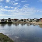 Lens Lookout - Seaview And Balcony - Part Of The The Bay Village With Pool, Gym And Direct Access, Pub, Restaurant, Tennis And Meadows Walks Holiday home *