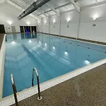 Holiday home Lens Lookout - Seaview And Balcony - Part Of The The Bay Village With Pool, Gym And Direct Access, Pub, Restaurant, Tennis And Meadows Walks Filey