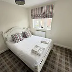 Lens Lookout - Seaview And Balcony - Part Of The The Bay Village With Pool, Gym And Direct Access, Pub, Restaurant, Tennis And Meadows Walks Holiday home