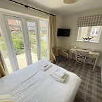 Holiday home Lens Lookout - Seaview And Balcony - Part Of The The Bay Village With Pool, Gym And Direct Access, Pub, Restaurant, Tennis And Meadows Walks *