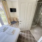 Lens Lookout - Seaview And Balcony - Part Of The The Bay Village With Pool, Gym And Direct Access, Pub, Restaurant, Tennis And Meadows Walks