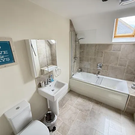 Lens Lookout - Seaview And Balcony - Part Of The The Bay Village With Pool, Gym And Direct Access, Pub, Restaurant, Tennis And Meadows Walks