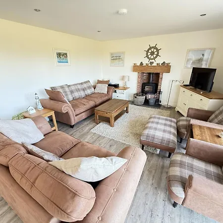 Casa vacanze Lens Lookout - Seaview And Balcony - Part Of The The Bay Village With Pool, Gym And Direct Access, Pub, Restaurant, Tennis And Meadows Walks *