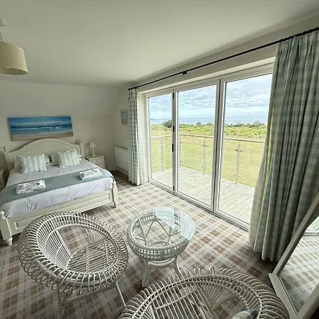 Lens Lookout - Seaview And Balcony - Part Of The The Bay Village With Pool, Gym And Direct Access, Pub, Restaurant, Tennis And Meadows Walks *